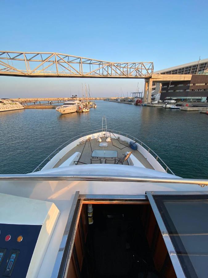 Hotel Amazing Boat To Sleep In Barcelona Sant Adria de Besos Exteriér fotografie