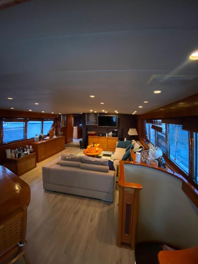 Hotel Amazing Boat To Sleep In Barcelona Sant Adria de Besos Exteriér fotografie