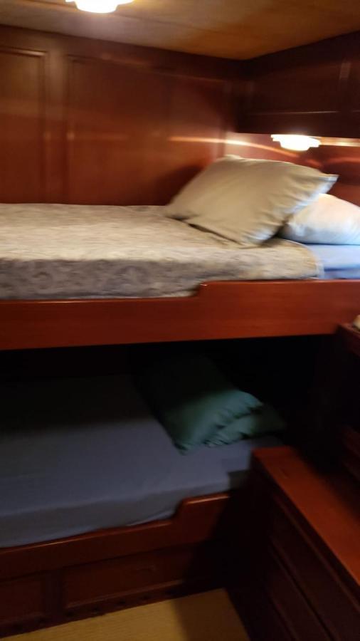 Hotel Amazing Boat To Sleep In Barcelona Sant Adria de Besos Exteriér fotografie